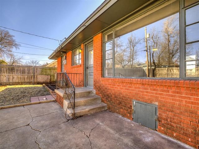 237 W Rose Drive, Midwest City, OK 73110