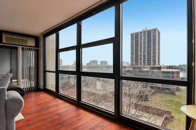 2901 S Michigan Avenue 505, Chicago, IL 60616