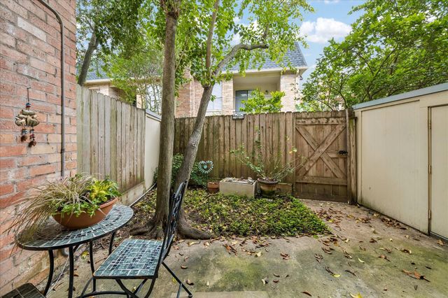 1601 S Shepherd Drive 24, Houston, TX 77019