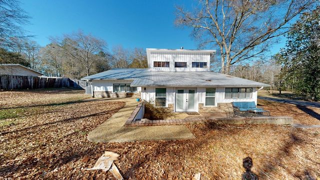 15 Venture Drive, Dothan, AL 36305