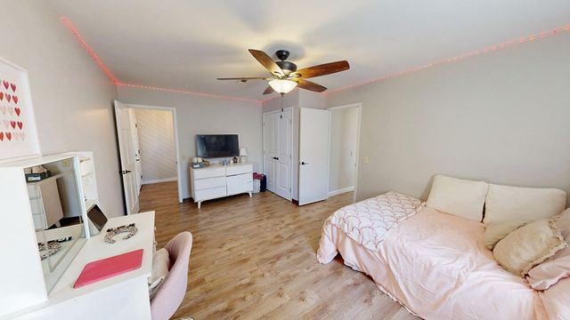 15 Venture Drive, Dothan, AL 36305