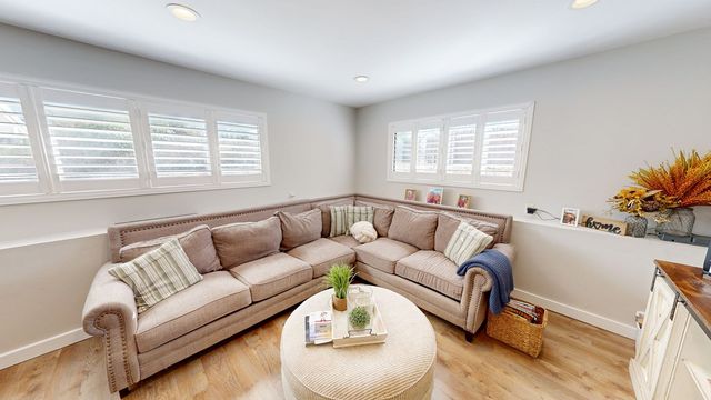 15 Venture Drive, Dothan, AL 36305