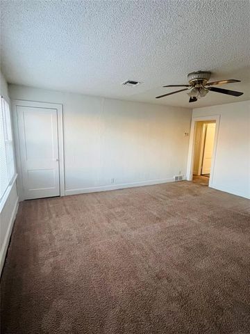 1926 N Market Avenue, Shawnee, OK 74804