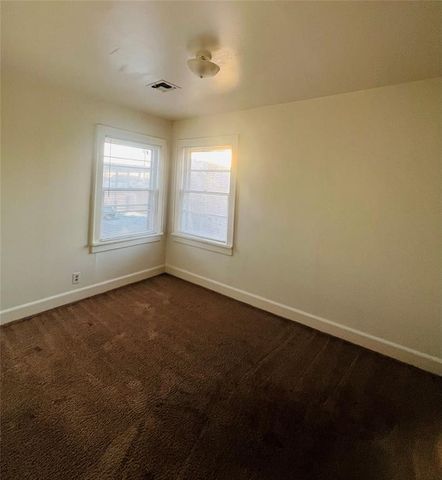 1926 N Market Avenue, Shawnee, OK 74804