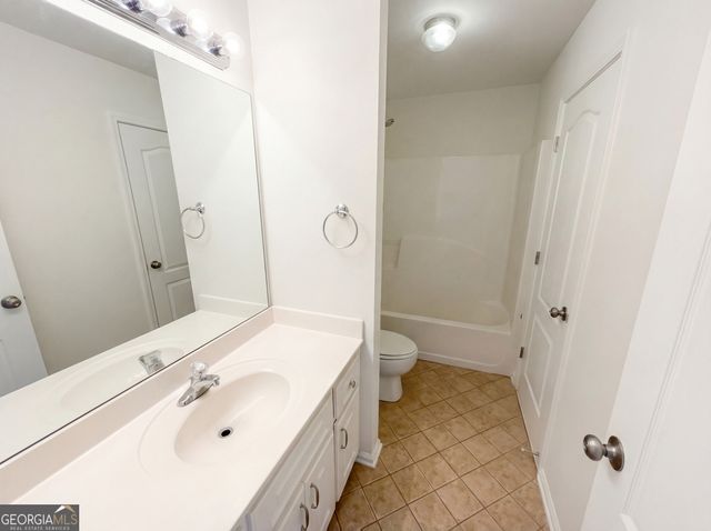 517 Sutherland Way, Mcdonough, GA 30253