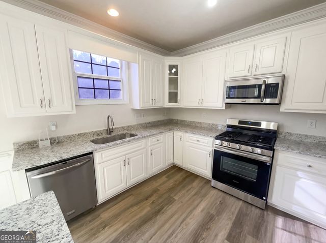 517 Sutherland Way, Mcdonough, GA 30253