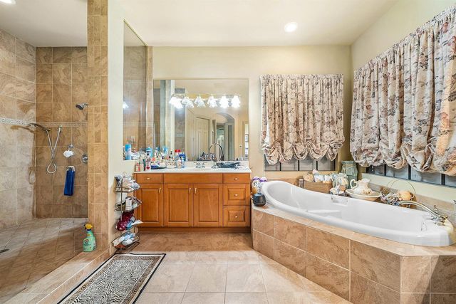 17560 69th Street N, Loxahatchee, FL 33470