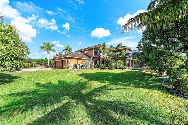 17560 69th Street N, Loxahatchee, FL 33470