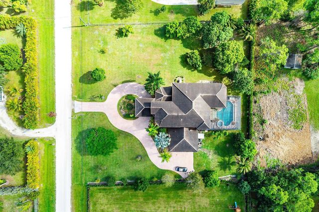 17560 69th Street N, Loxahatchee, FL 33470