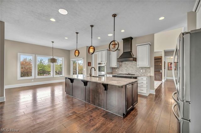 2955 Sutton Lane, Medina, OH 44256