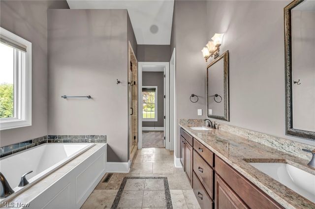 2955 Sutton Lane, Medina, OH 44256
