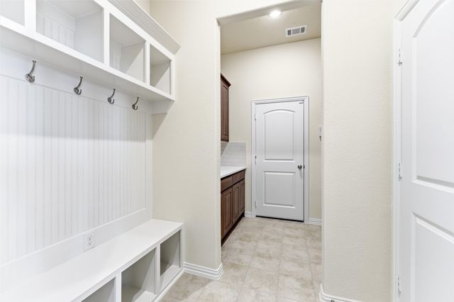 1030 County Road 200, Valley View, TX 76272