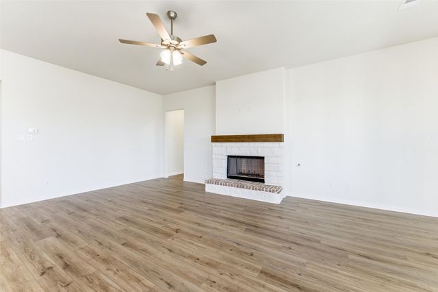 1030 County Road 200, Valley View, TX 76272