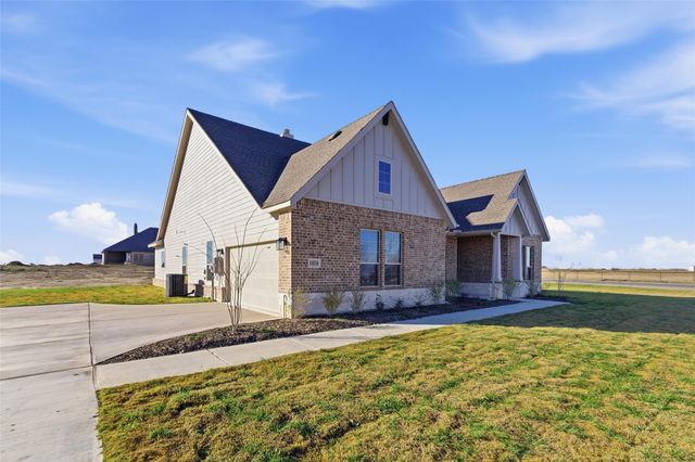 1030 County Road 200, Valley View, TX 76272