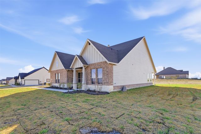 1030 County Road 200, Valley View, TX 76272