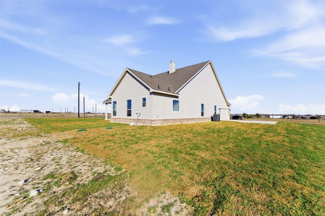 1030 County Road 200, Valley View, TX 76272
