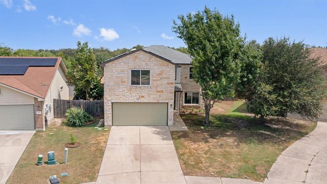 724 Lavaca LOOP, Elgin, TX 78621