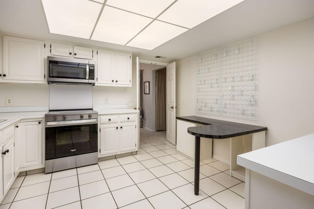 100 Bishop Square, Bexley, OH 43209