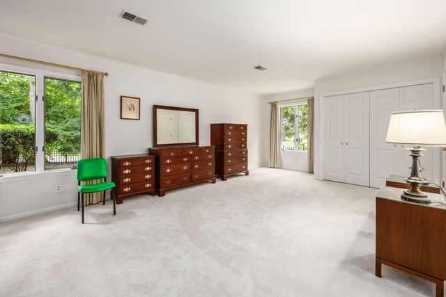 100 Bishop Square, Bexley, OH 43209