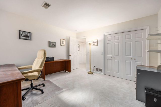 100 Bishop Square, Bexley, OH 43209
