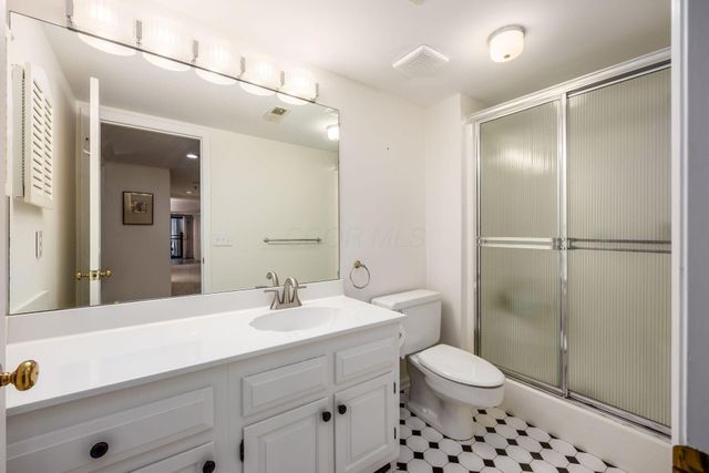 100 Bishop Square, Bexley, OH 43209