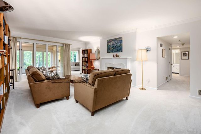 100 Bishop Square, Bexley, OH 43209