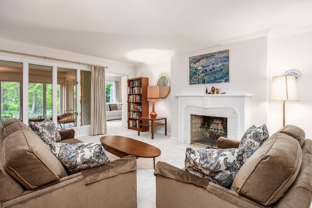 100 Bishop Square, Bexley, OH 43209