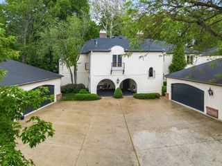 100 Bishop Square, Bexley, OH 43209