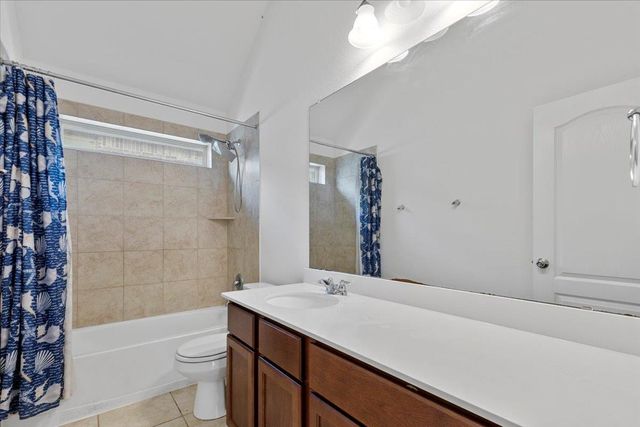 693 Spinnaker LOOP, Kyle, TX 78640