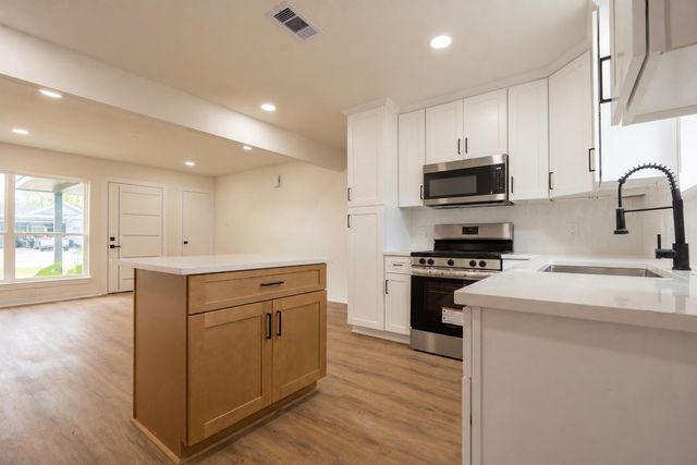 811 Gober Street, Houston, TX 77017