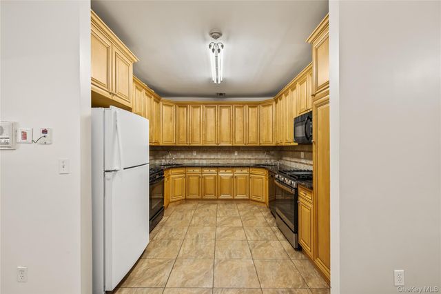 1206 Parkview Drive, Spring Valley, NY 10977