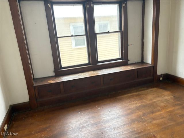 13302 Beachwood Avenue, Cleveland, OH 44105