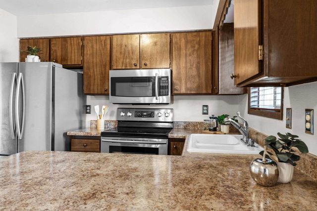 20923 E Trent Ave, Otis Orchards, WA 99027