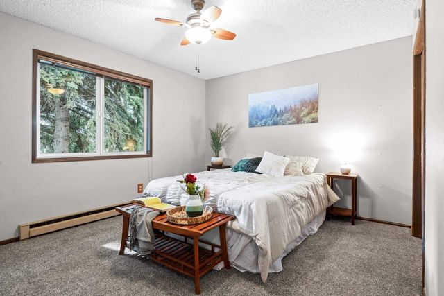 20923 E Trent Ave, Otis Orchards, WA 99027