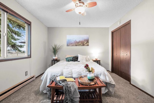 20923 E Trent Ave, Otis Orchards, WA 99027