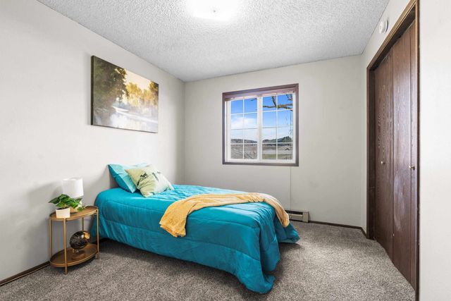 20923 E Trent Ave, Otis Orchards, WA 99027