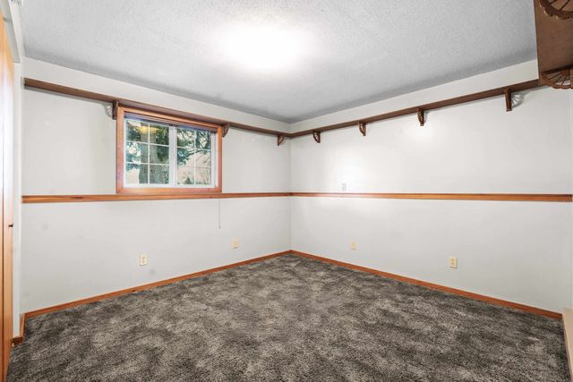 20923 E Trent Ave, Otis Orchards, WA 99027