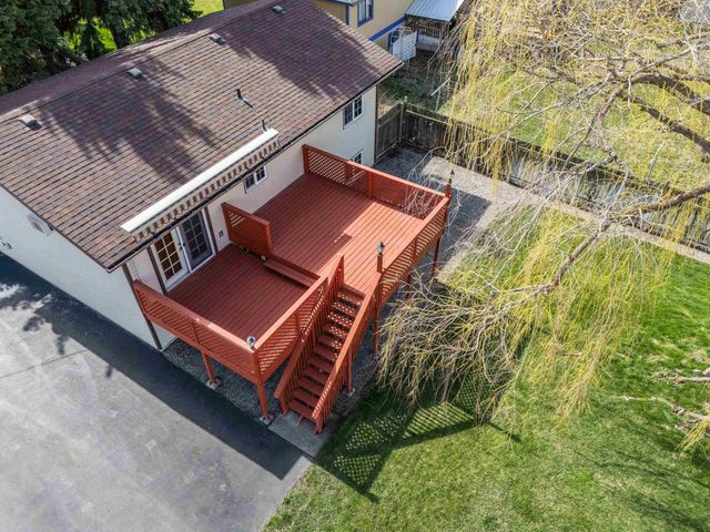 20923 E Trent Ave, Otis Orchards, WA 99027