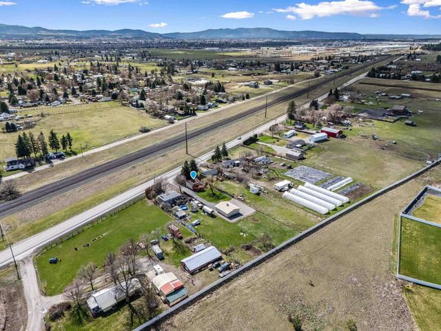20923 E Trent Ave, Otis Orchards, WA 99027