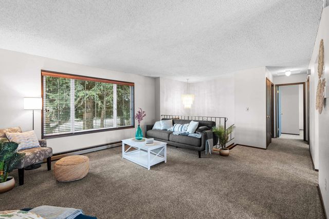 20923 E Trent Ave, Otis Orchards, WA 99027