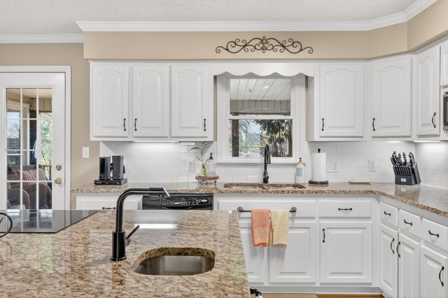 2685 Hampshire Pike, Columbia, TN 38401