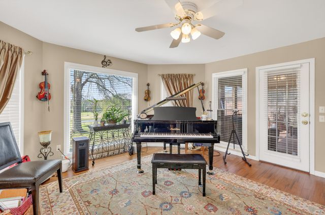 2685 Hampshire Pike, Columbia, TN 38401