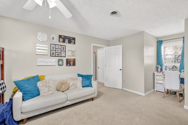 2685 Hampshire Pike, Columbia, TN 38401