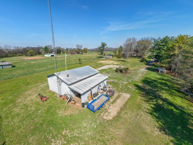 2685 Hampshire Pike, Columbia, TN 38401
