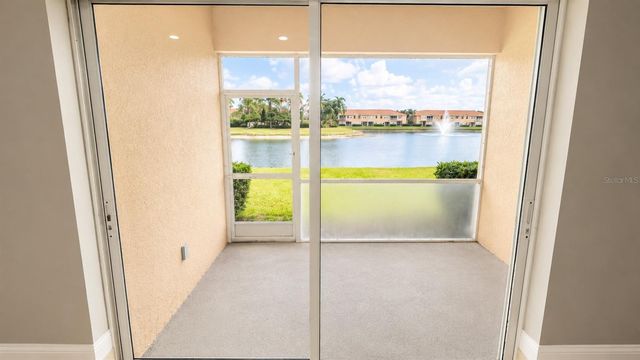 3696 PARKRIDGE CIRCLE 26-105, Sarasota, FL 34243