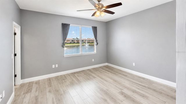 3696 PARKRIDGE CIRCLE 26-105, Sarasota, FL 34243