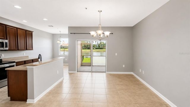 3696 PARKRIDGE CIRCLE 26-105, Sarasota, FL 34243