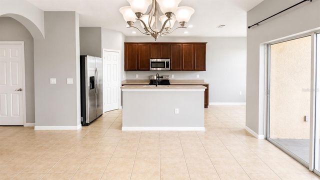 3696 PARKRIDGE CIRCLE 26-105, Sarasota, FL 34243