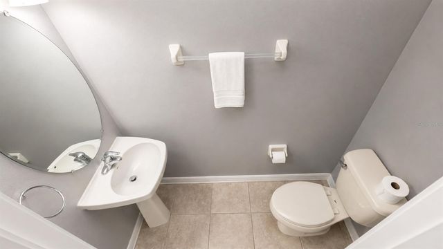 3696 PARKRIDGE CIRCLE 26-105, Sarasota, FL 34243