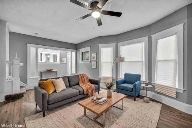 3250 W 99th Street, Cleveland, OH 44102
